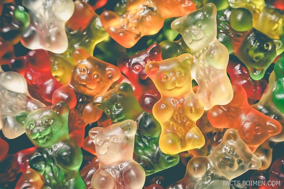 17 Genius DIY Candy Hacks to Impress Trick-or-Treaters